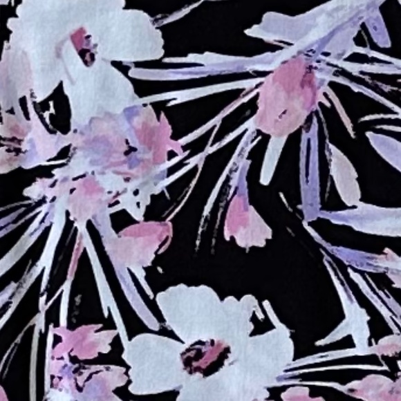 Kasper Floral Print Bell Sleeve Blouse/Top Split Neck Size 1X Office Career - Picture 4 of 12